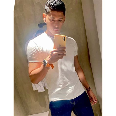 yesid (@yey777) • Instagram photos and videos.